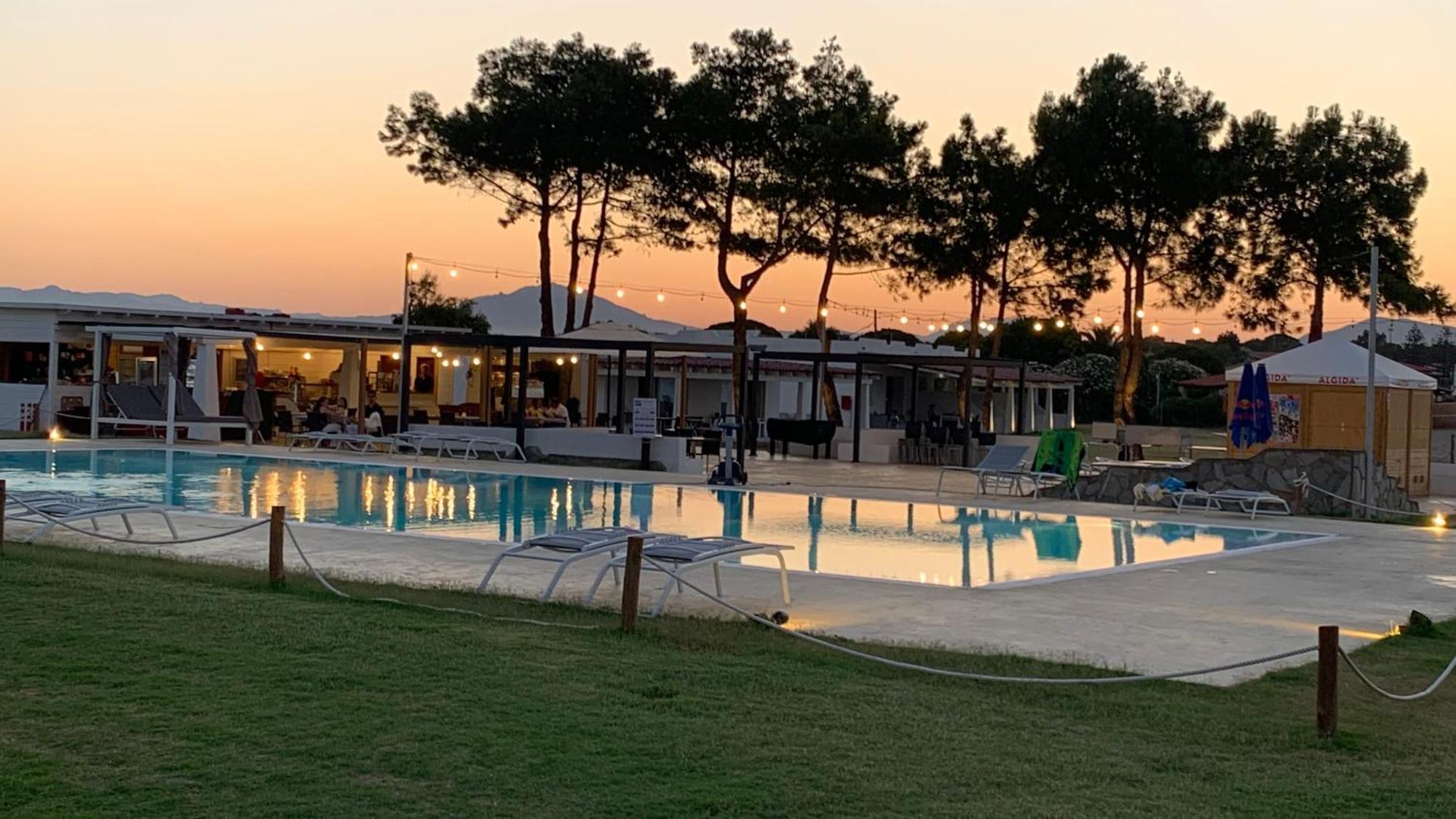 Baia Del Sole Resort Olbia Exterior photo